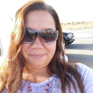 Meet your Posher, Gina